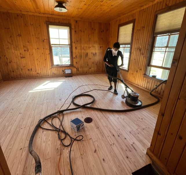 hardwood floor refinishing